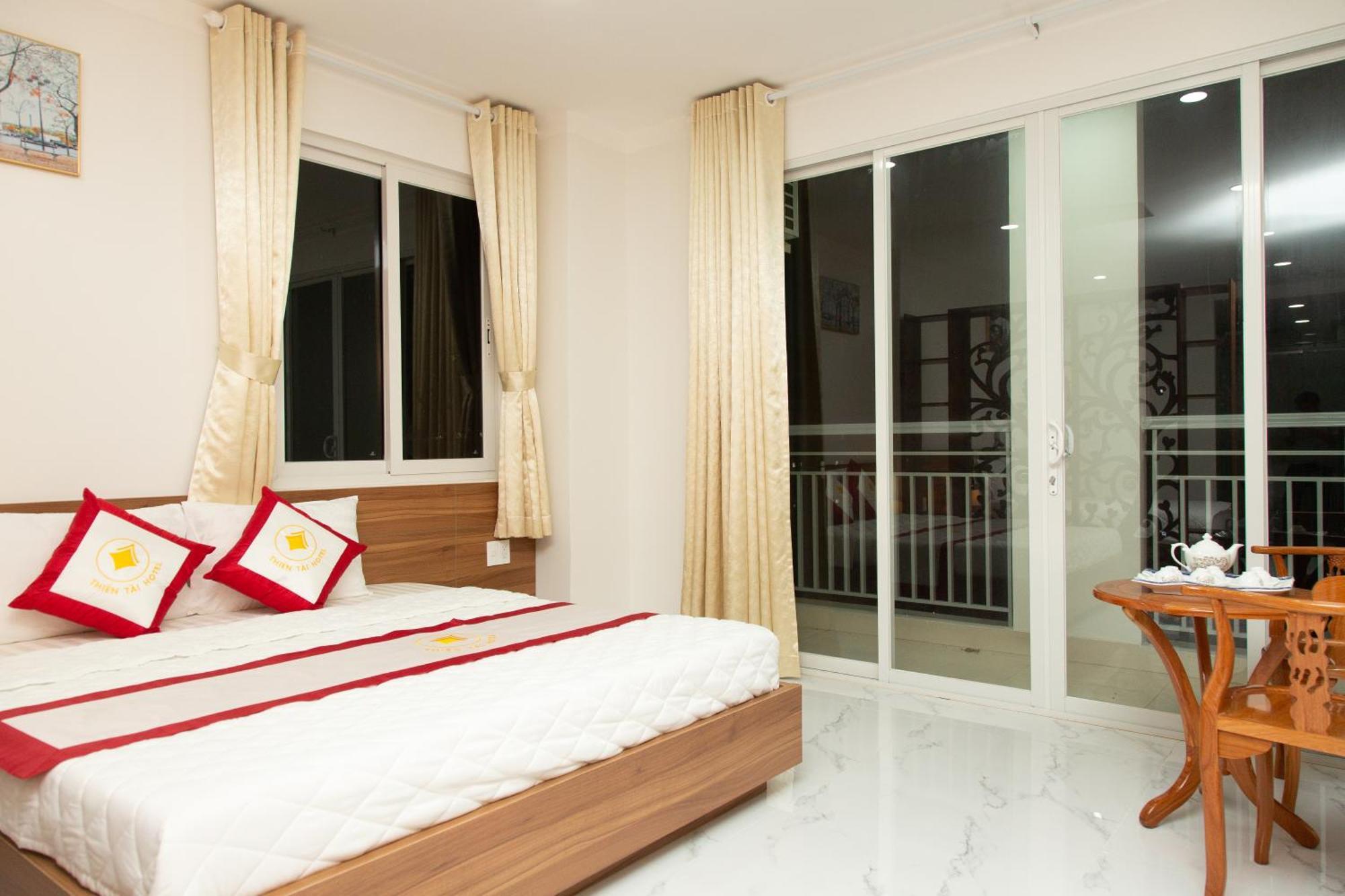 Thien Tai Hotel Ho Chi Minh-stad Buitenkant foto